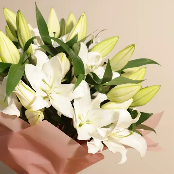 White Lily Breeze Bouquet | Code 224