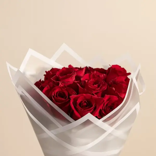 Radiant Romantic Roses Bouquet | Code 190