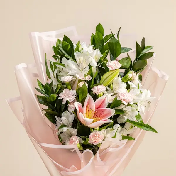 White Lily Breeze Bouquet | Code 221