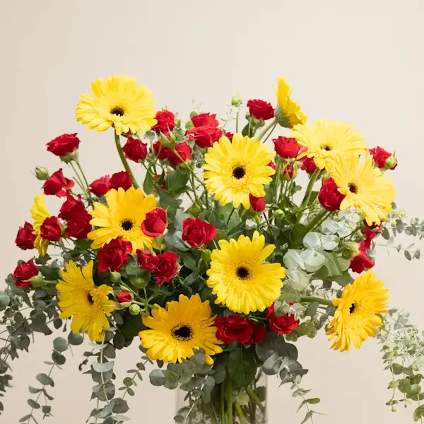 Sparkling Flowers Vase | Code 250