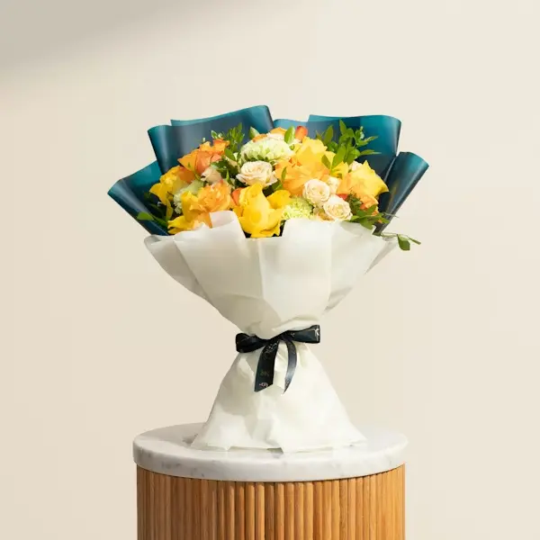 Daylight Fragrance Flowers Bouquet | Code 205