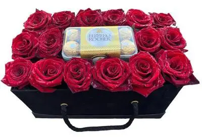 Luxury Red Rose and Chocolate Box | Code 122
