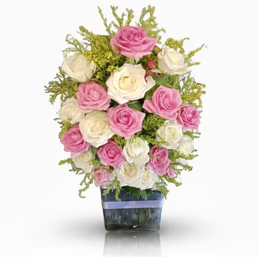[133] White & Rose Roses in Vase | Code 133